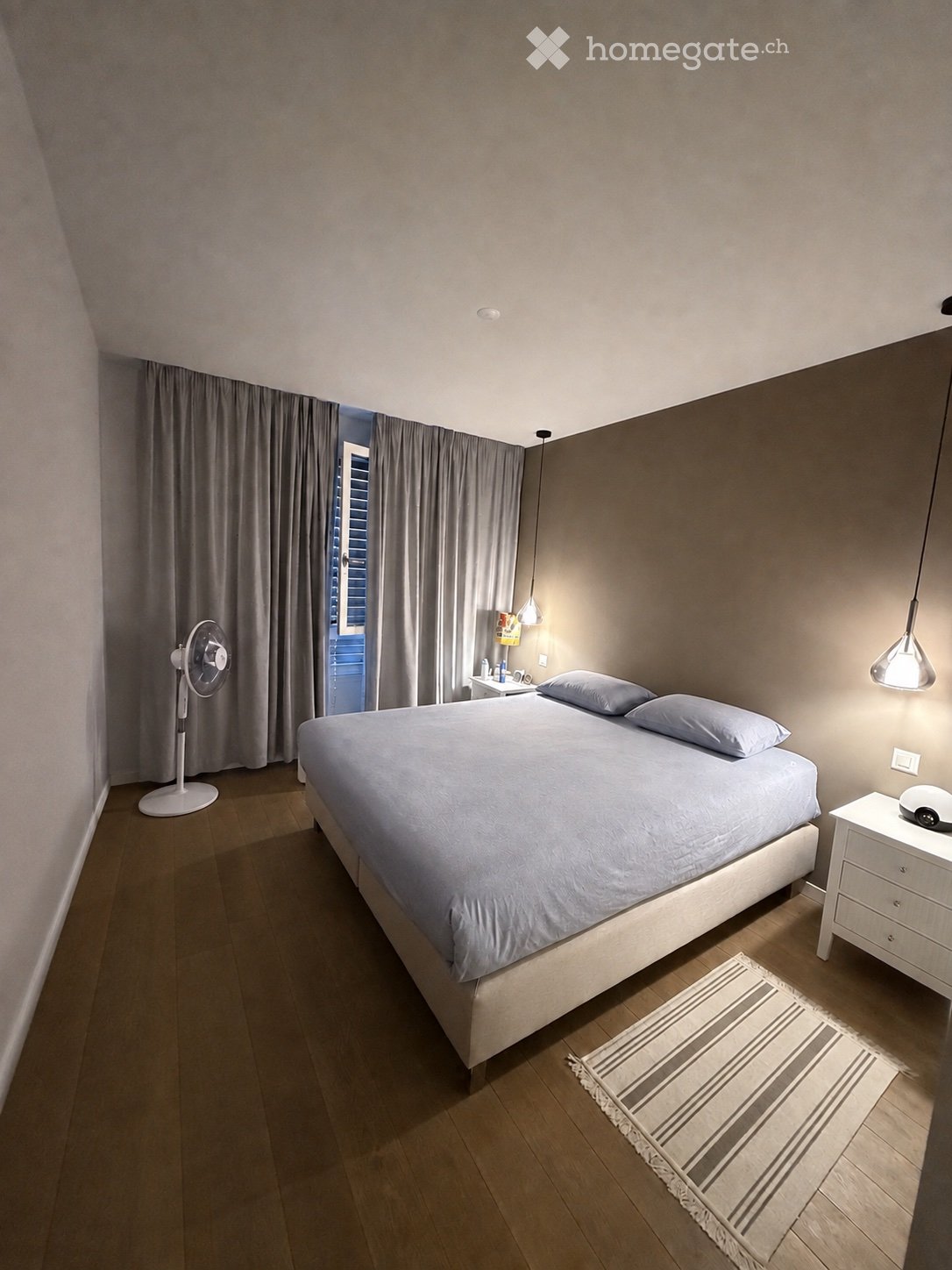 5 rooms apartment