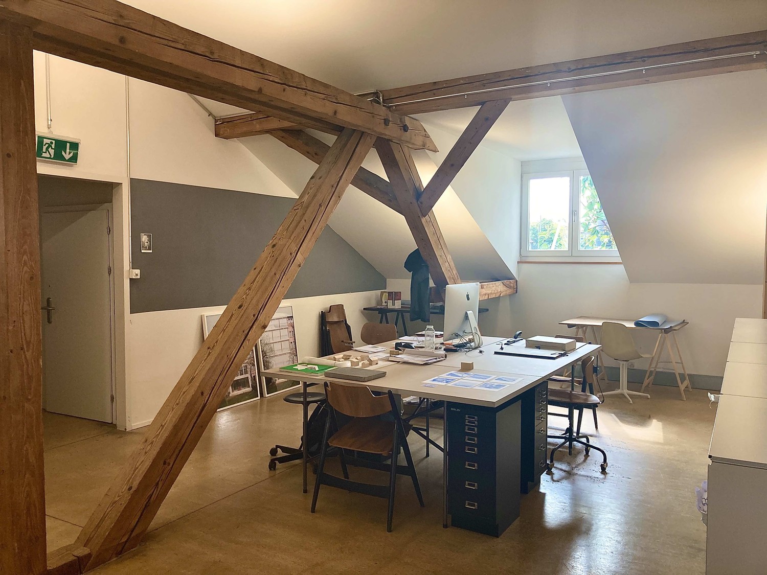 24m² office