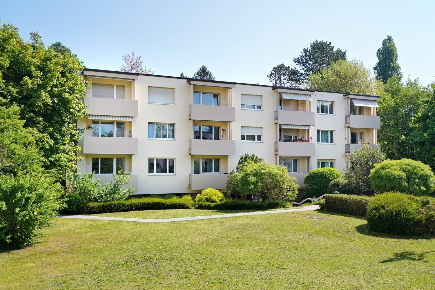 3 rooms apartment