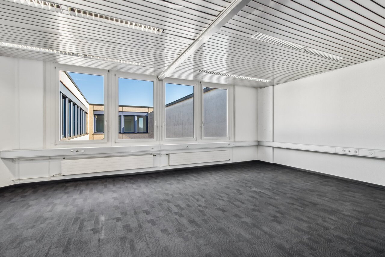 960m² ufficio