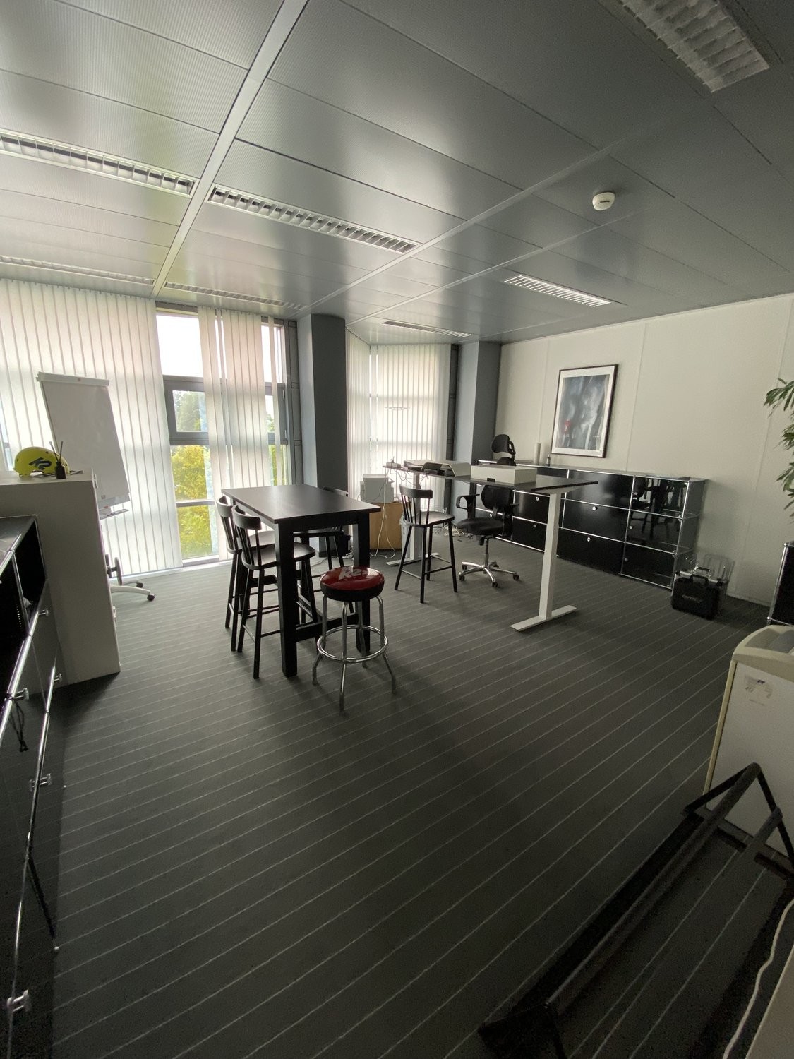 267m² office