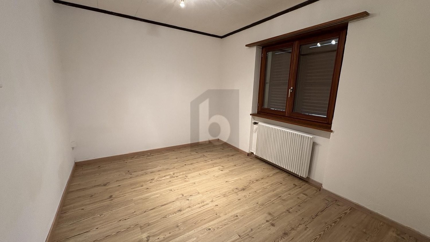 8 ½ rooms single house
