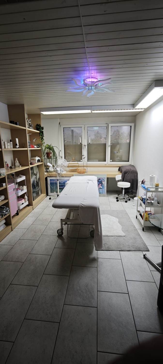21m² commercial