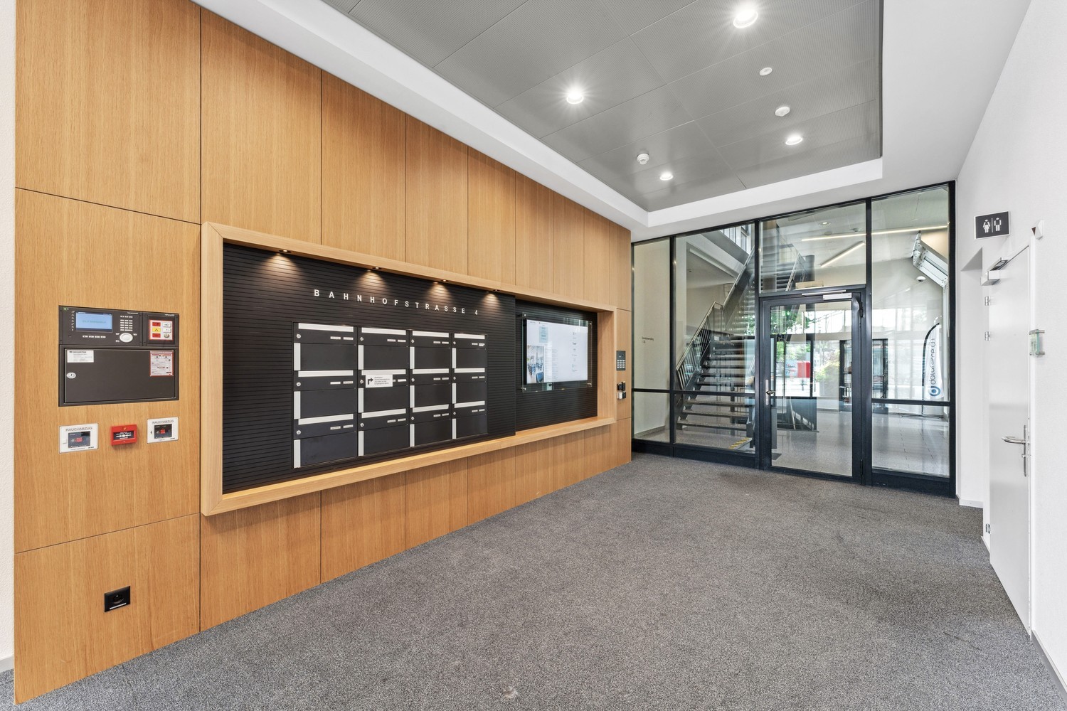 403m² bureau