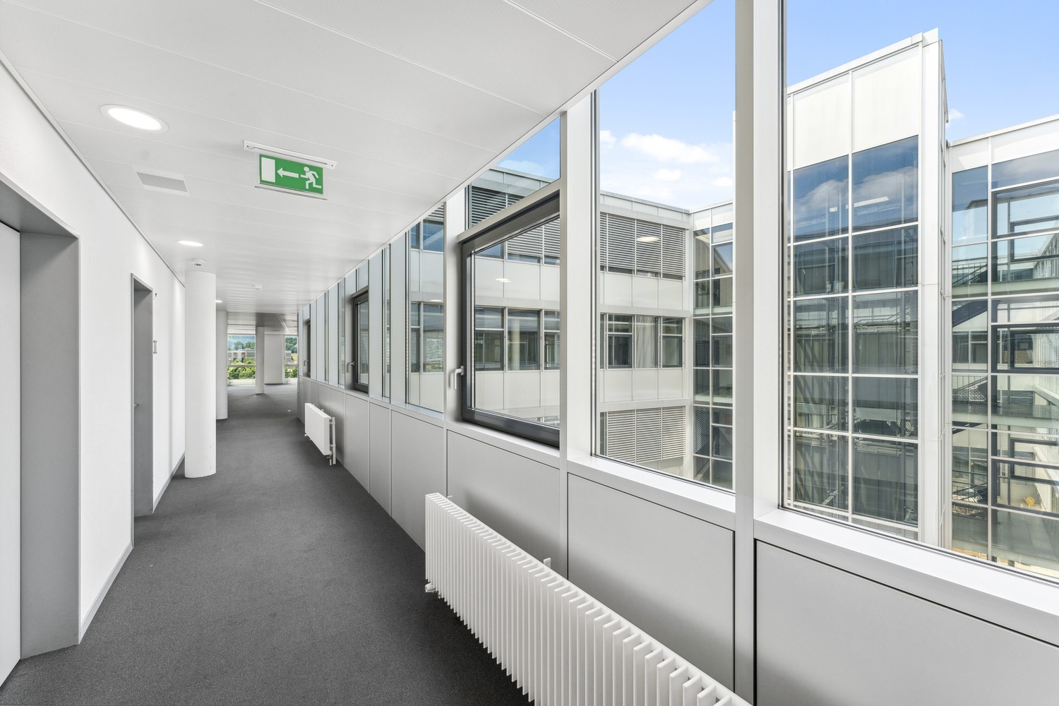 403m² bureau