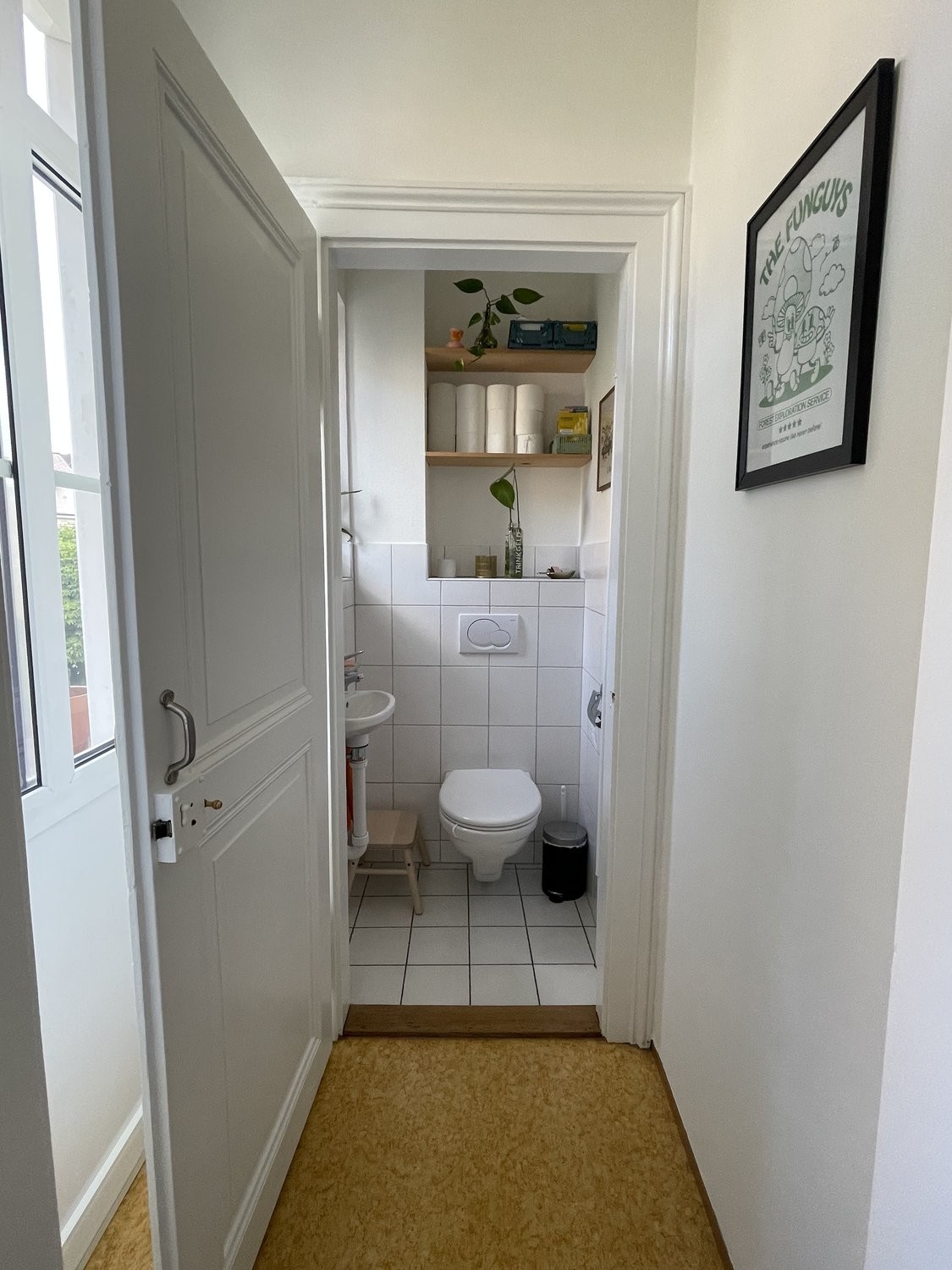 3 rooms furnished flat