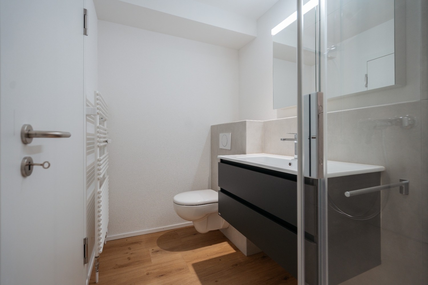 5 rooms apartment