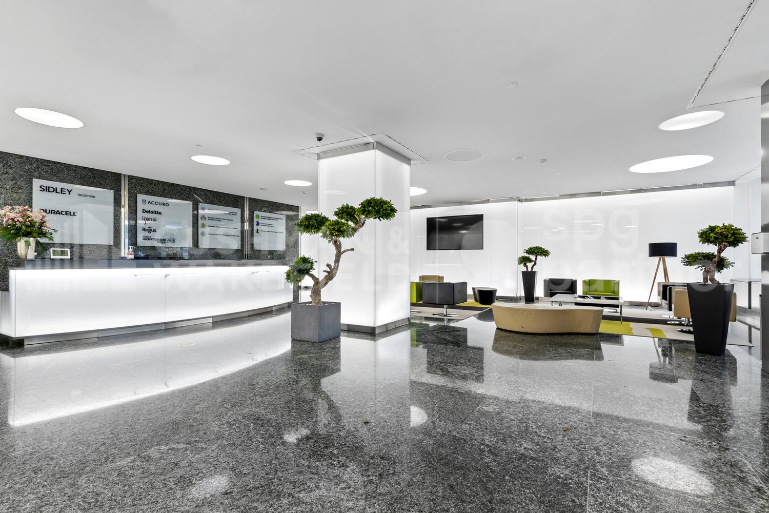 288m² office