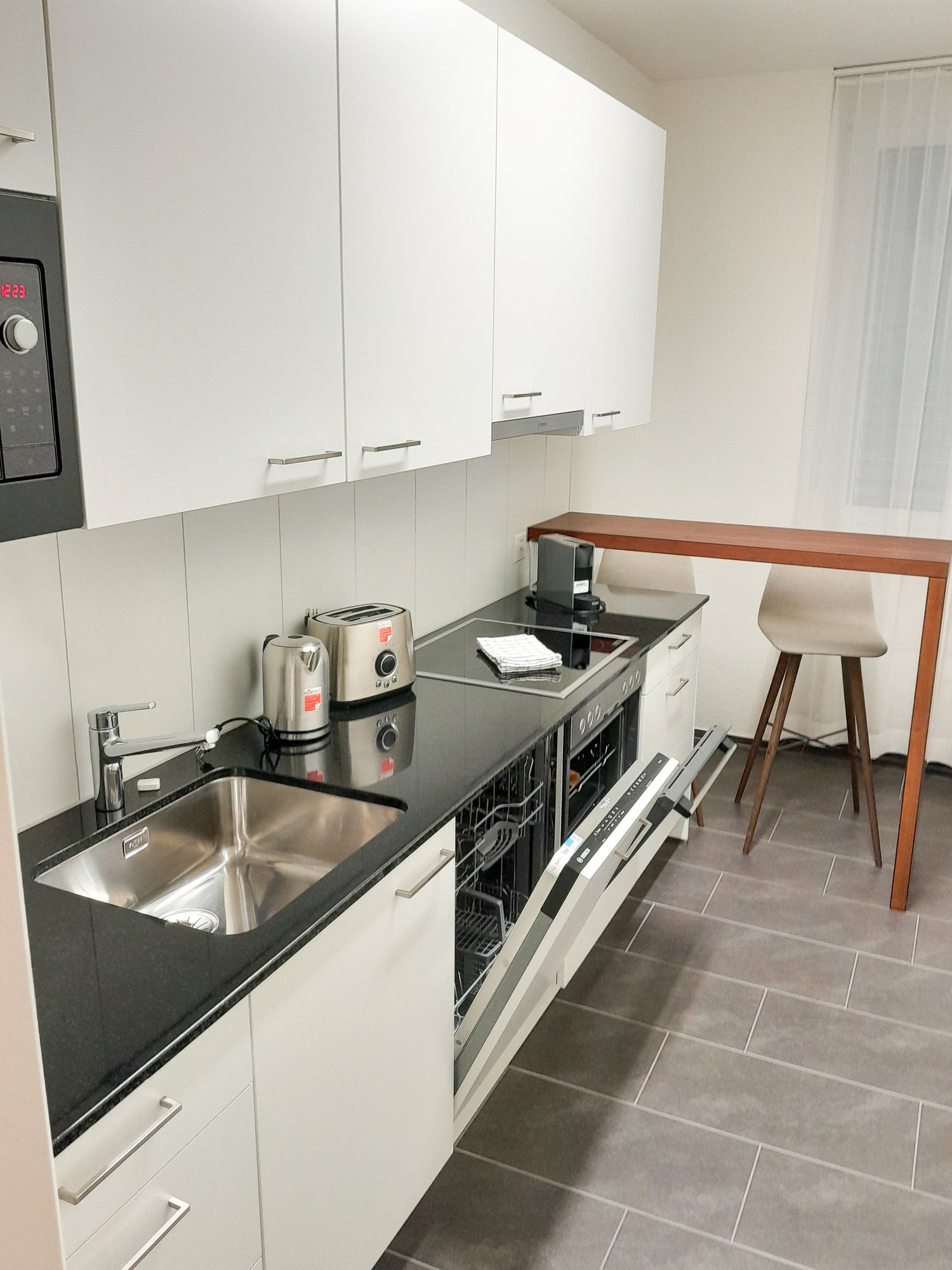 2 ½ rooms furnished flat