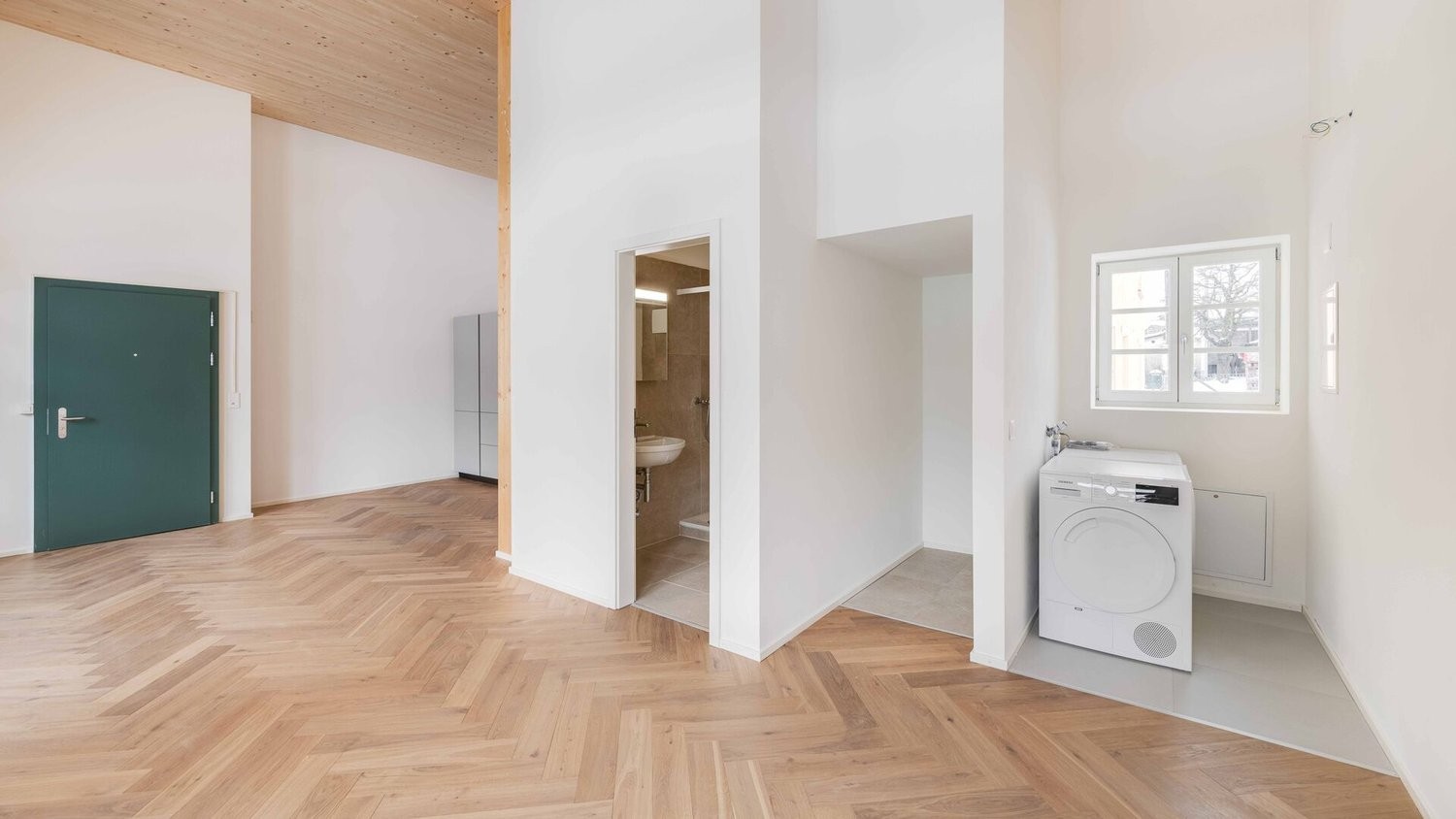 11 rooms multi family house