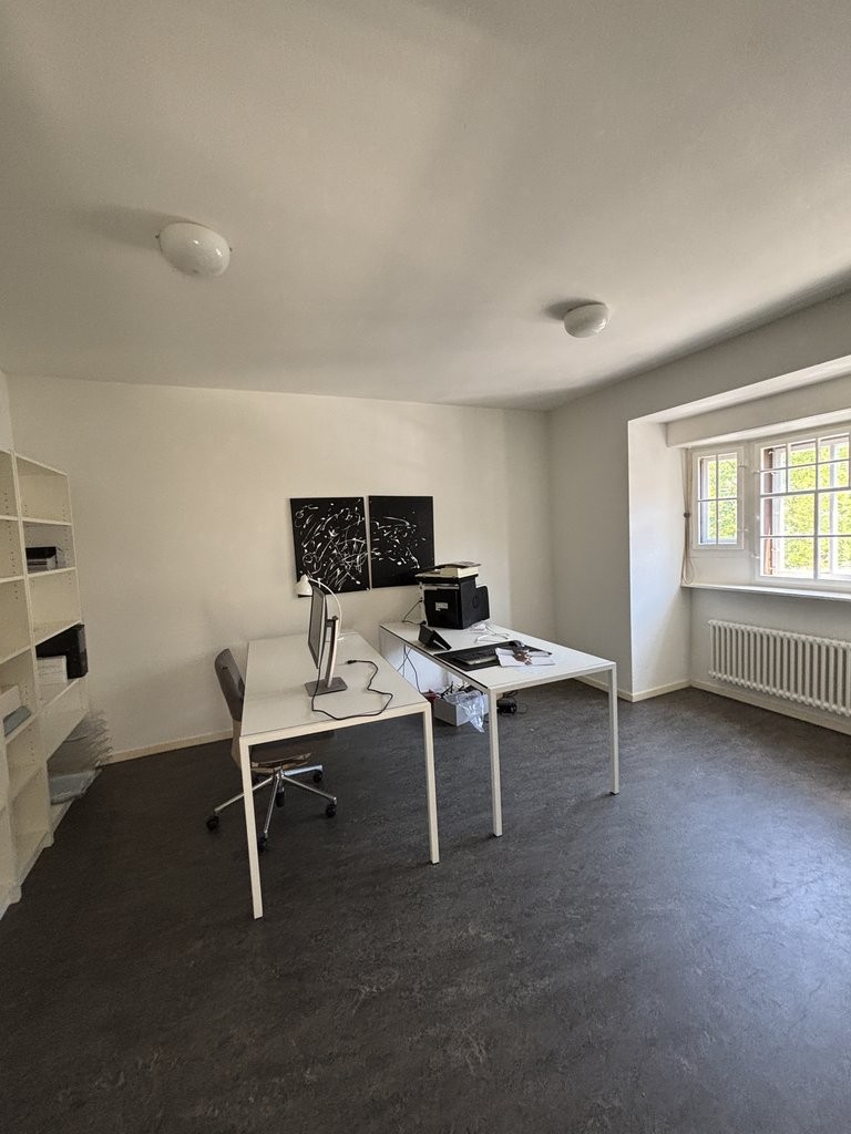 55m² commercial