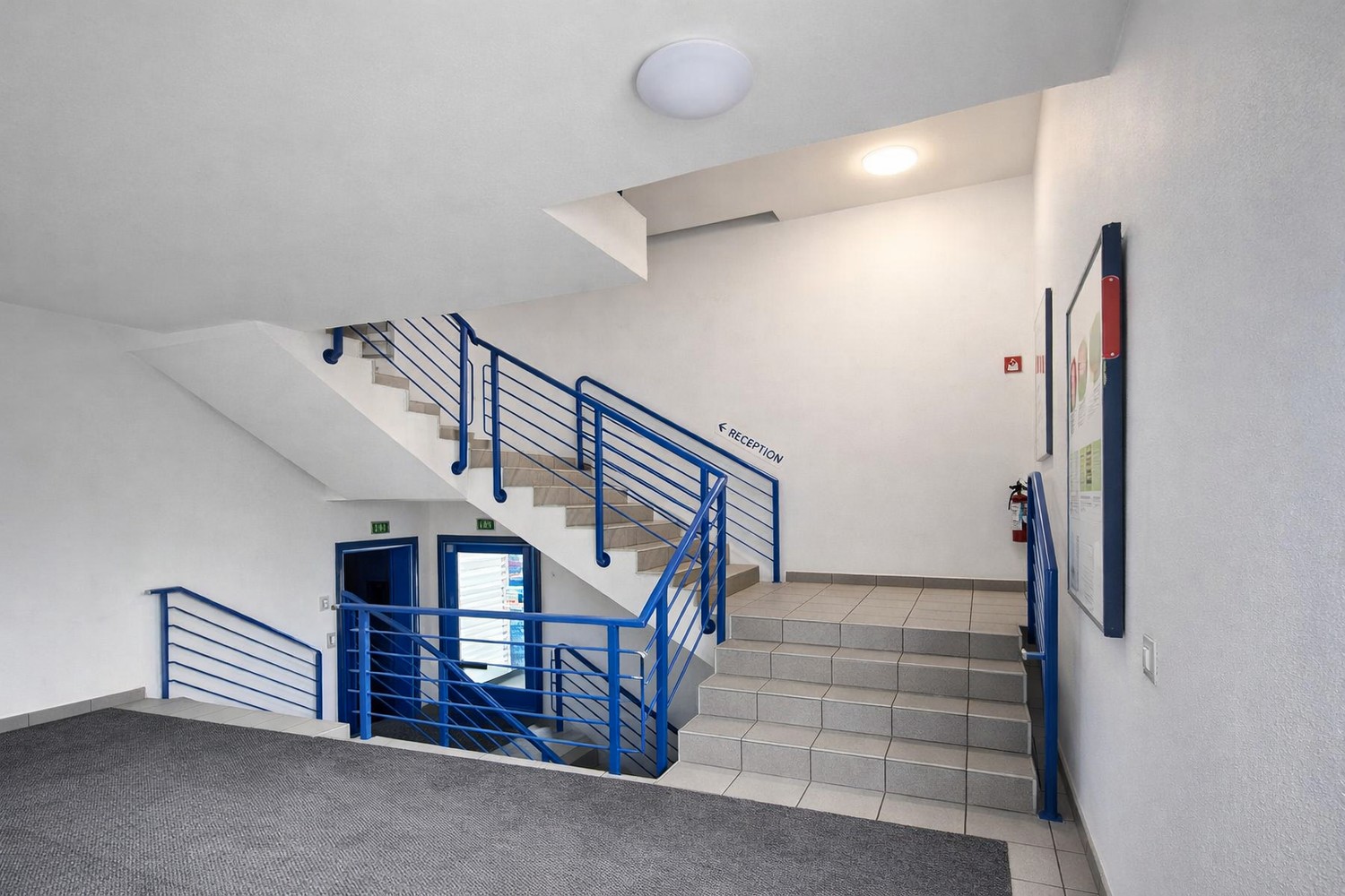 91m² office