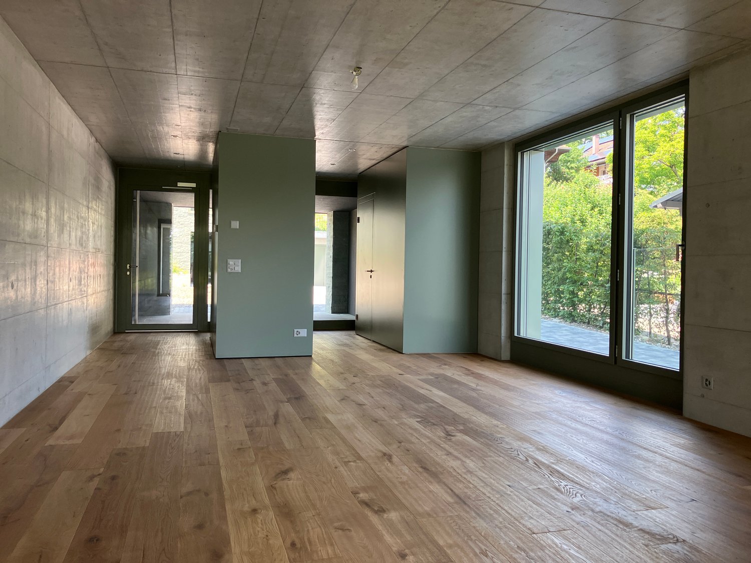 48m² office