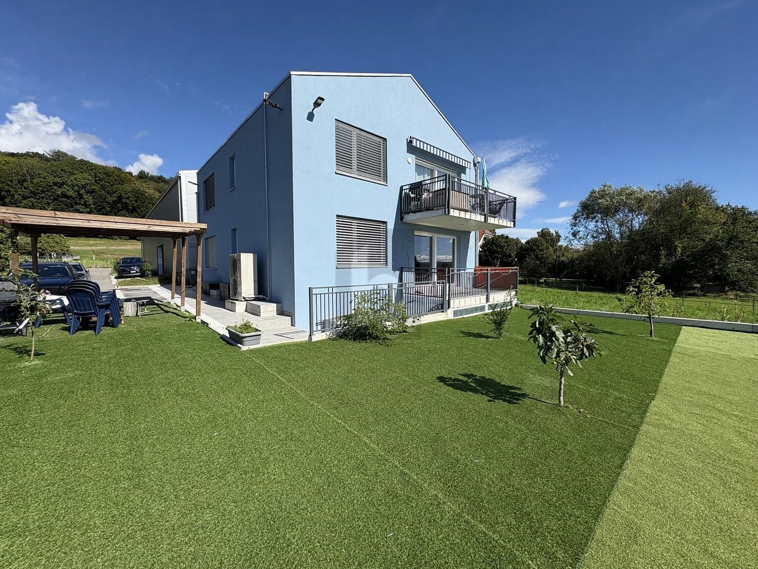 maison de rapport de 10 pièces