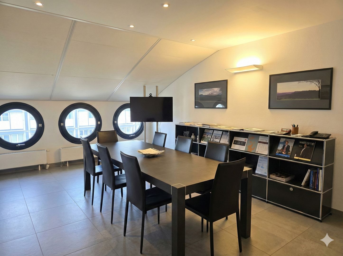 177m² office