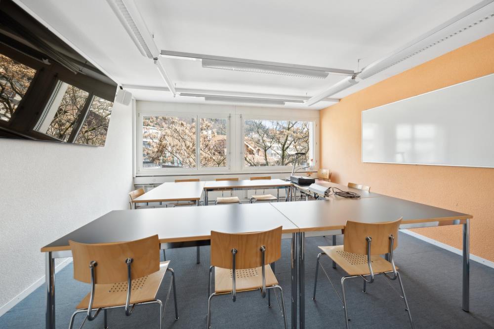 630m² commercial