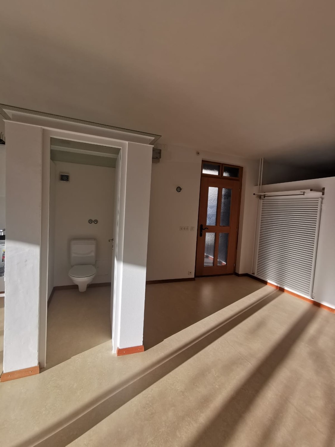 90m² commerciale