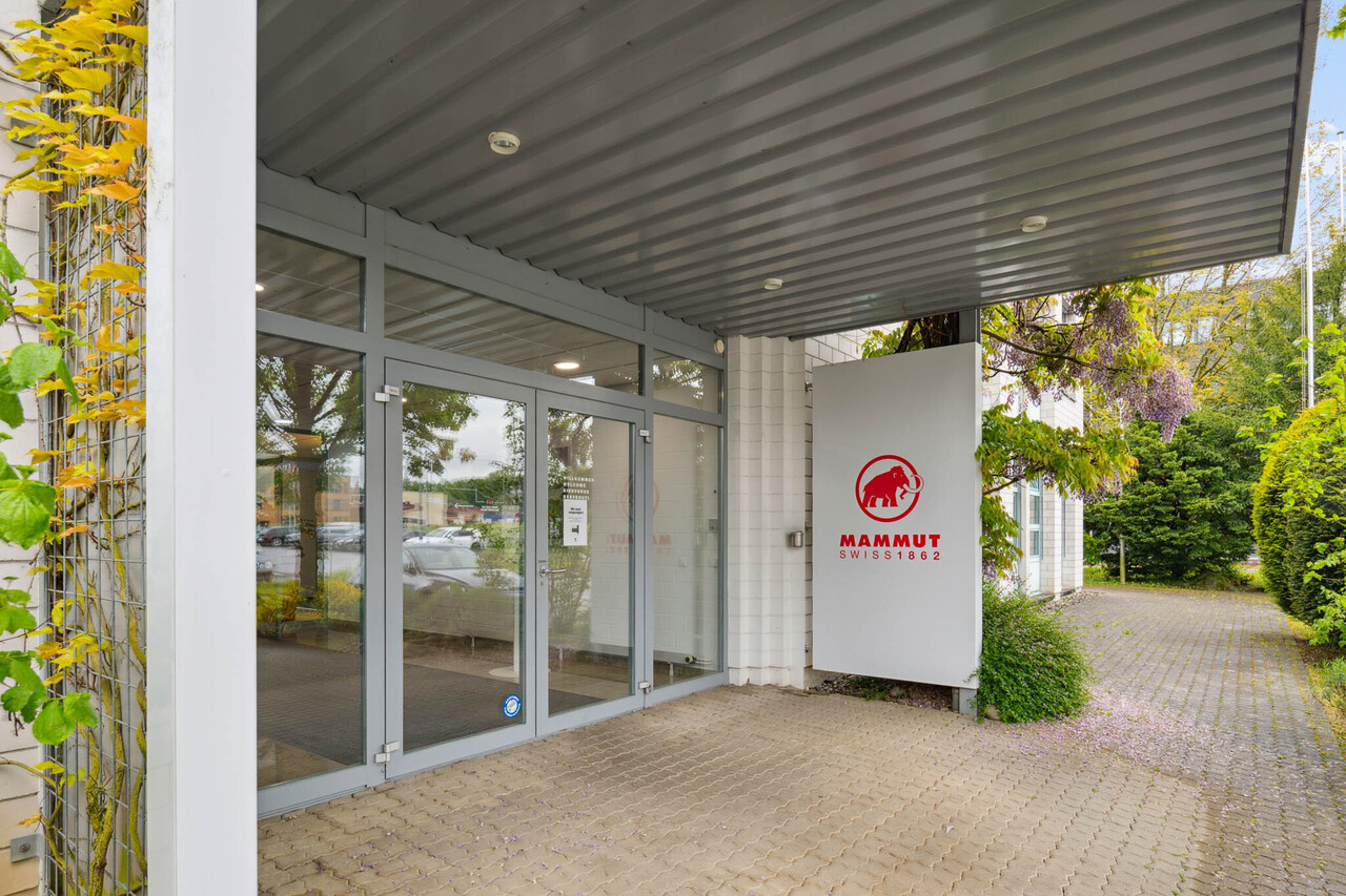1260m² commerciale