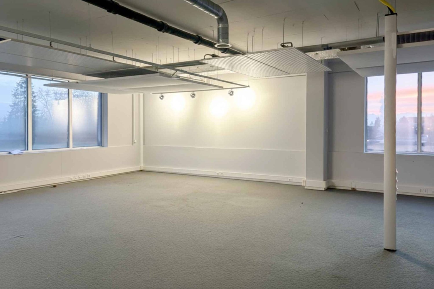 732m² commercial