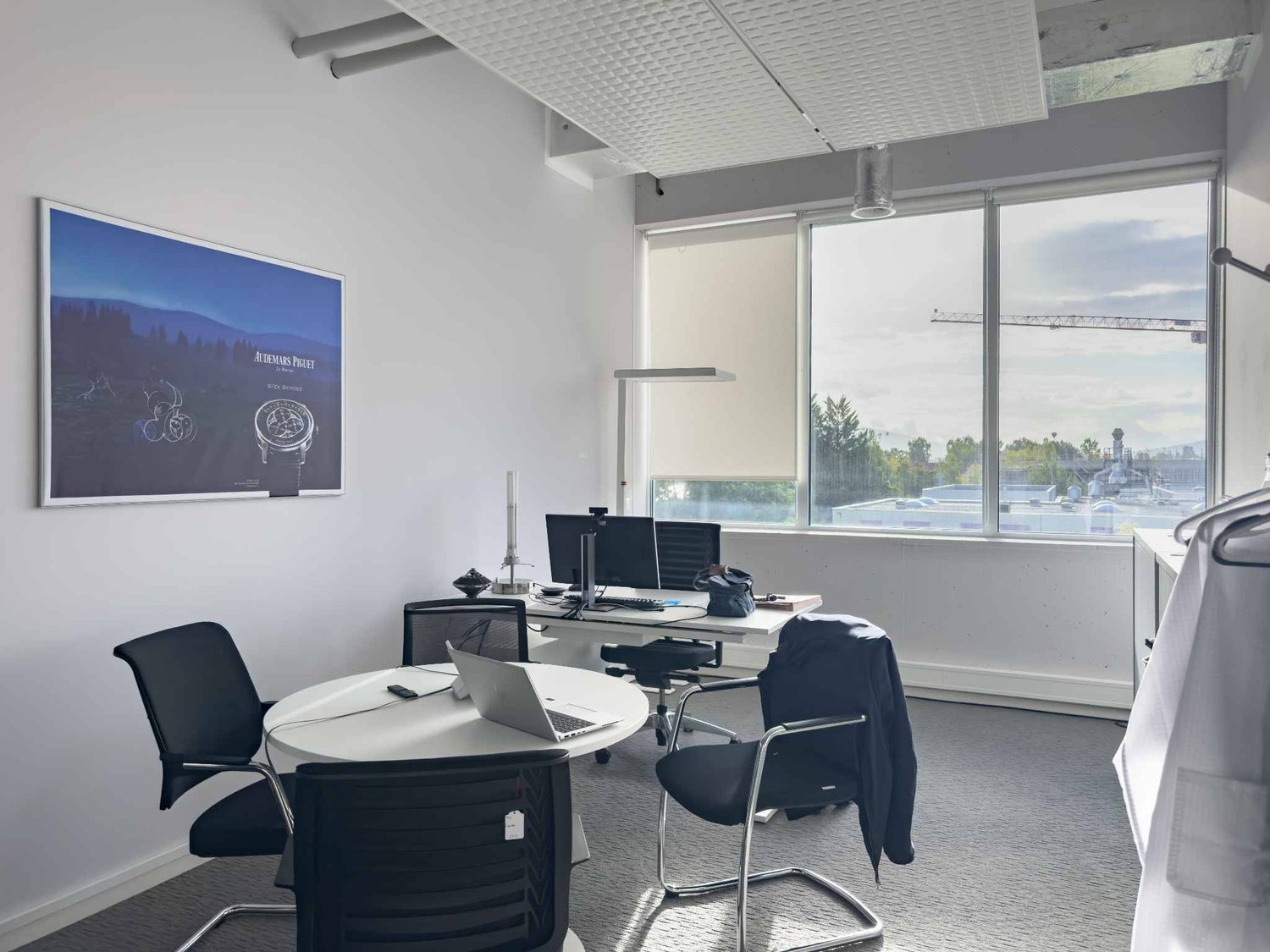 732m² commercial