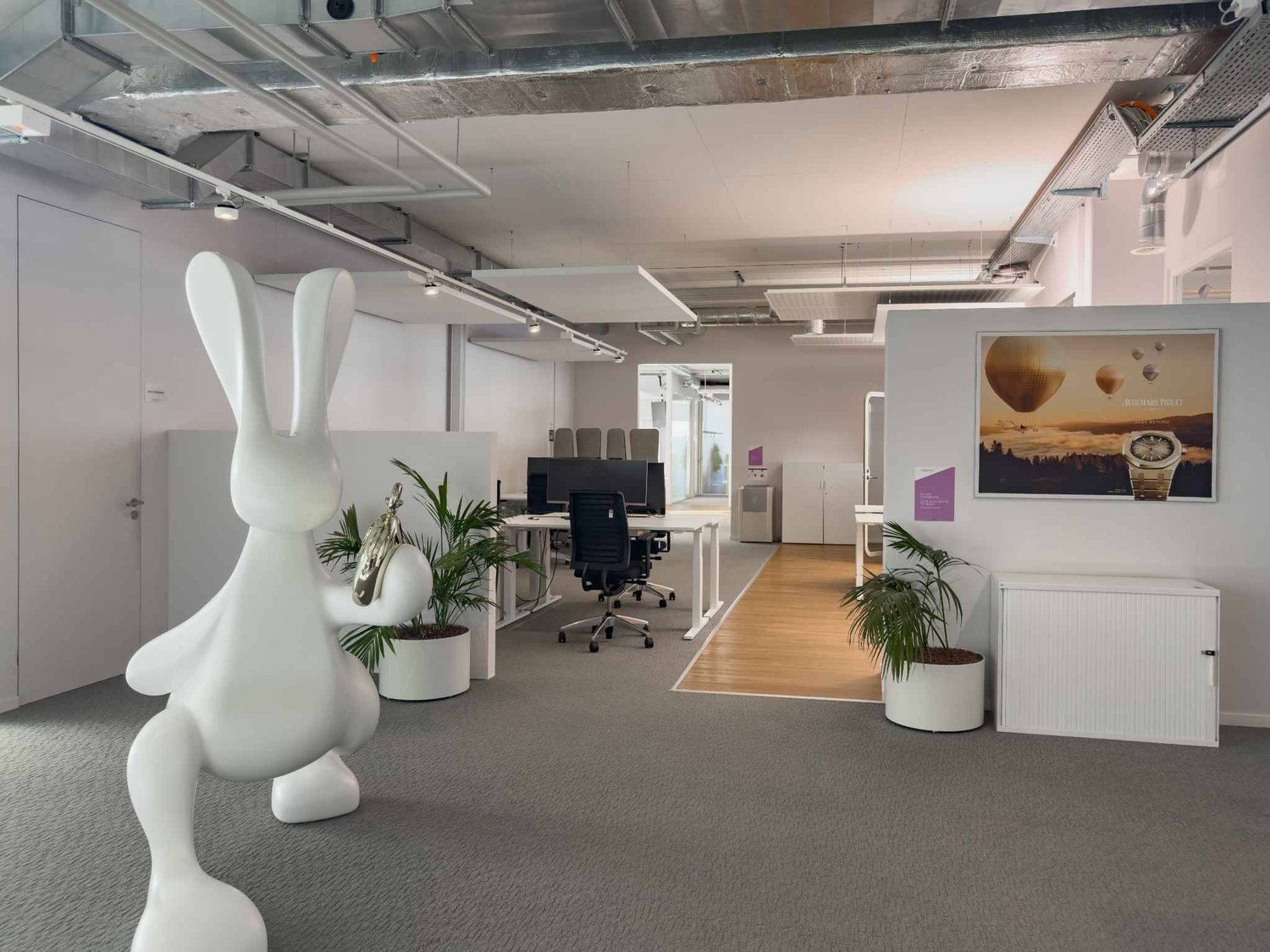 732m² commercial