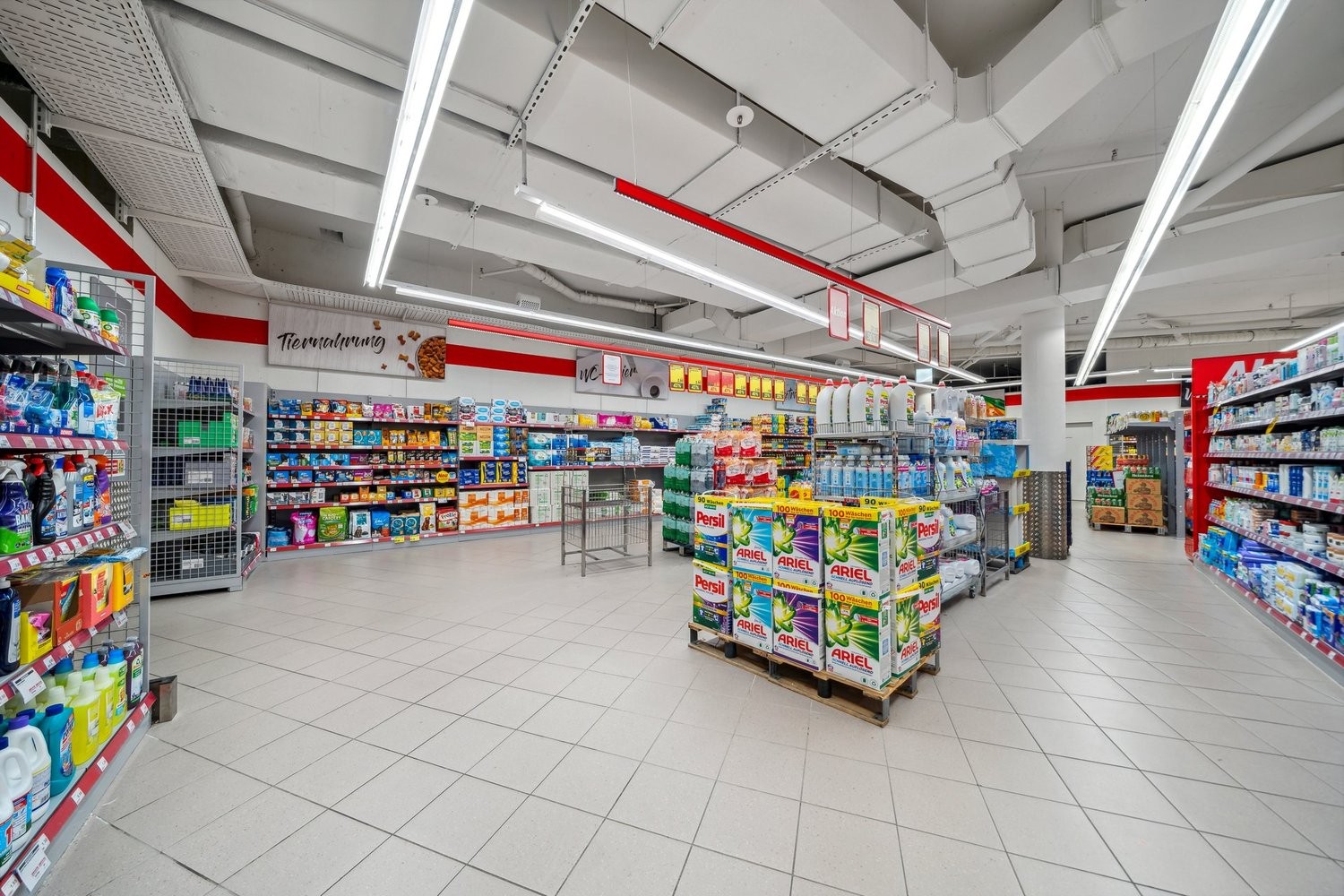 510m² shop