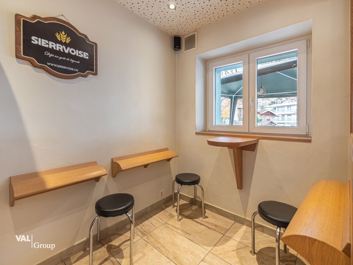 98m² Laden