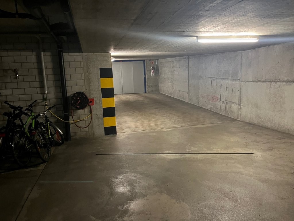Underground slot