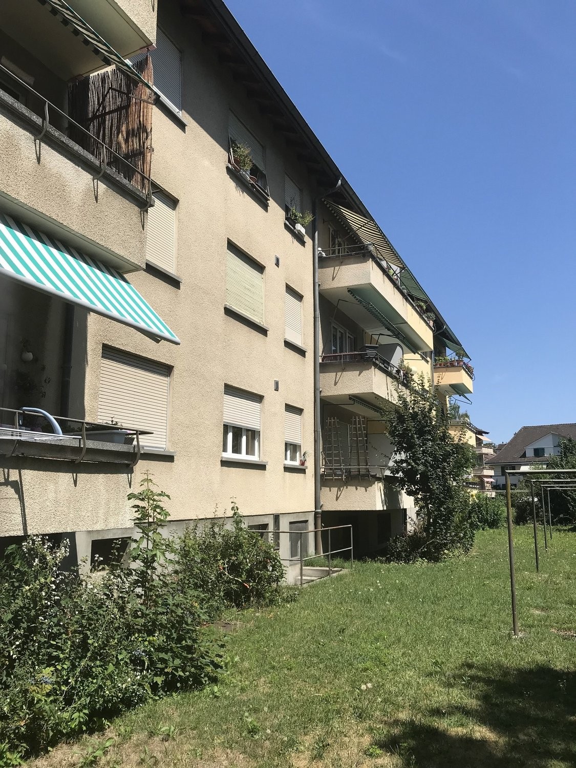 12m² commercial