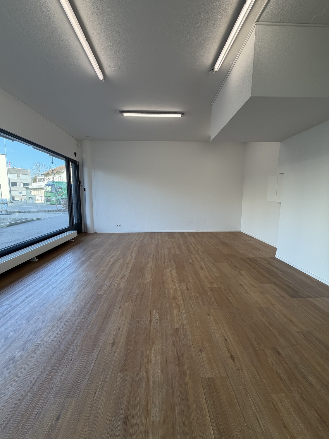 negozio di 97m²