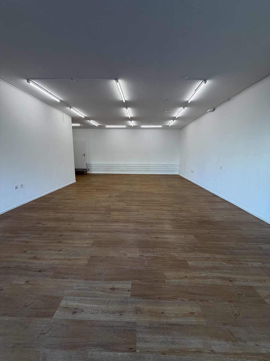 negozio di 97m²
