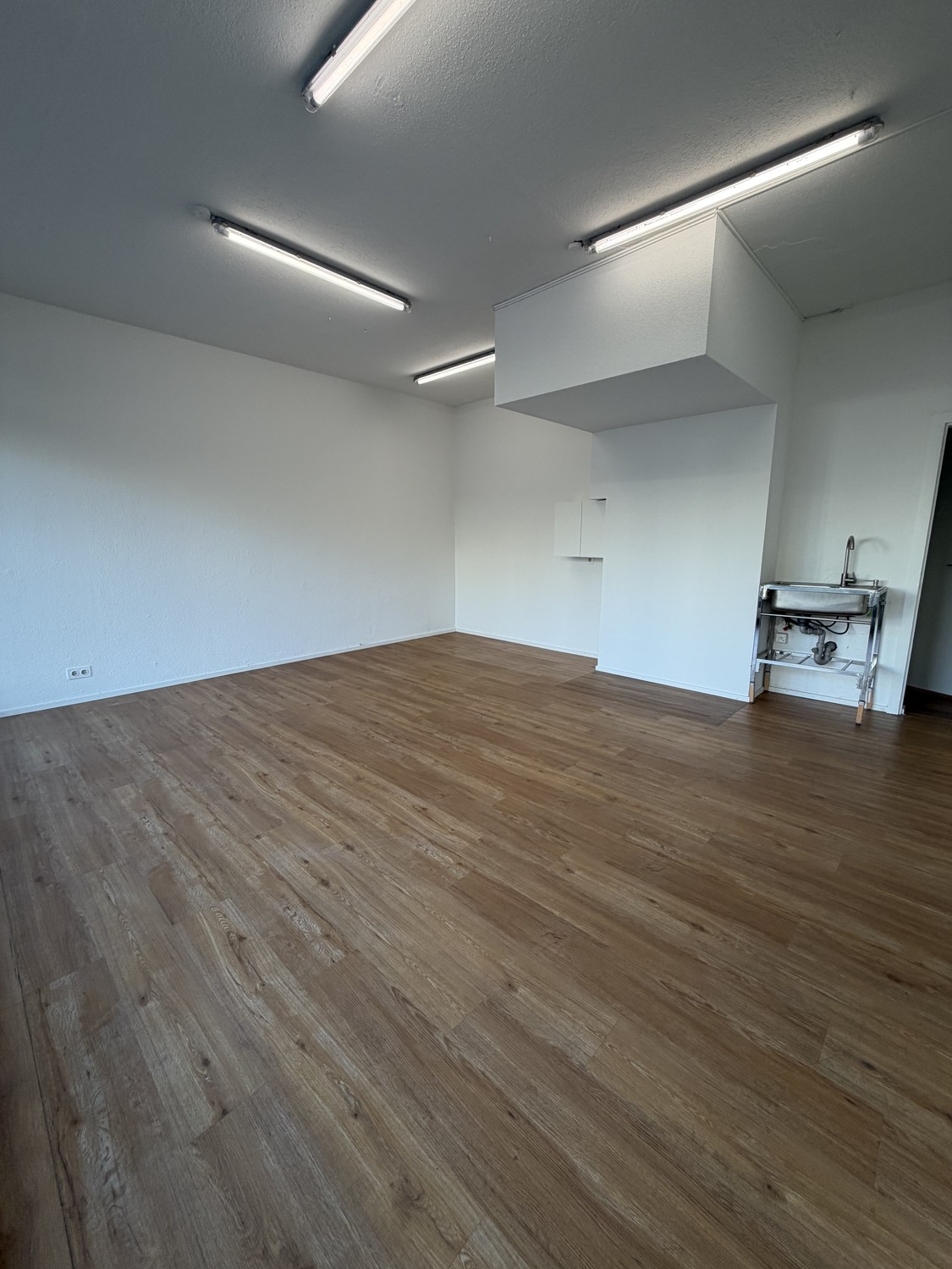 negozio di 97m²