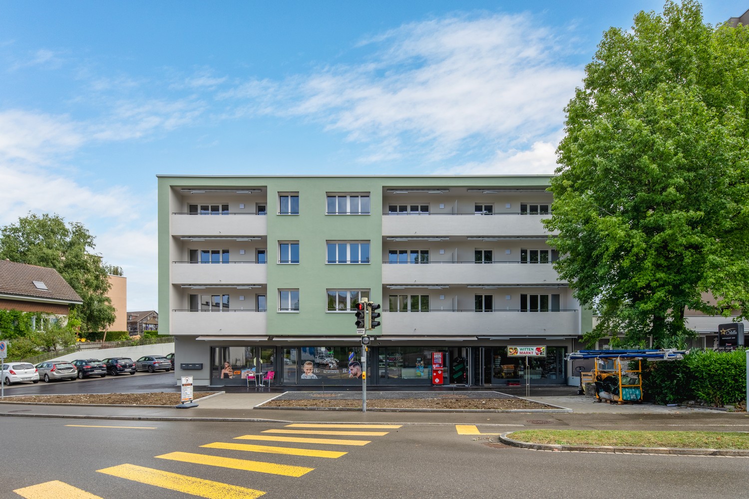 negozio di 97m²