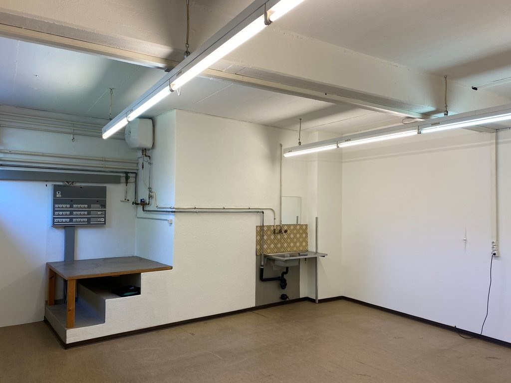 59m² commercial