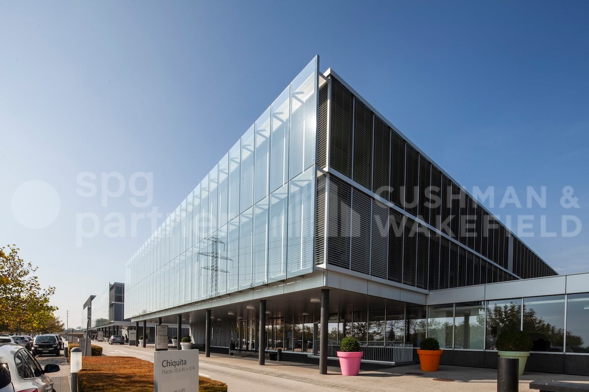 1800m² ufficio
