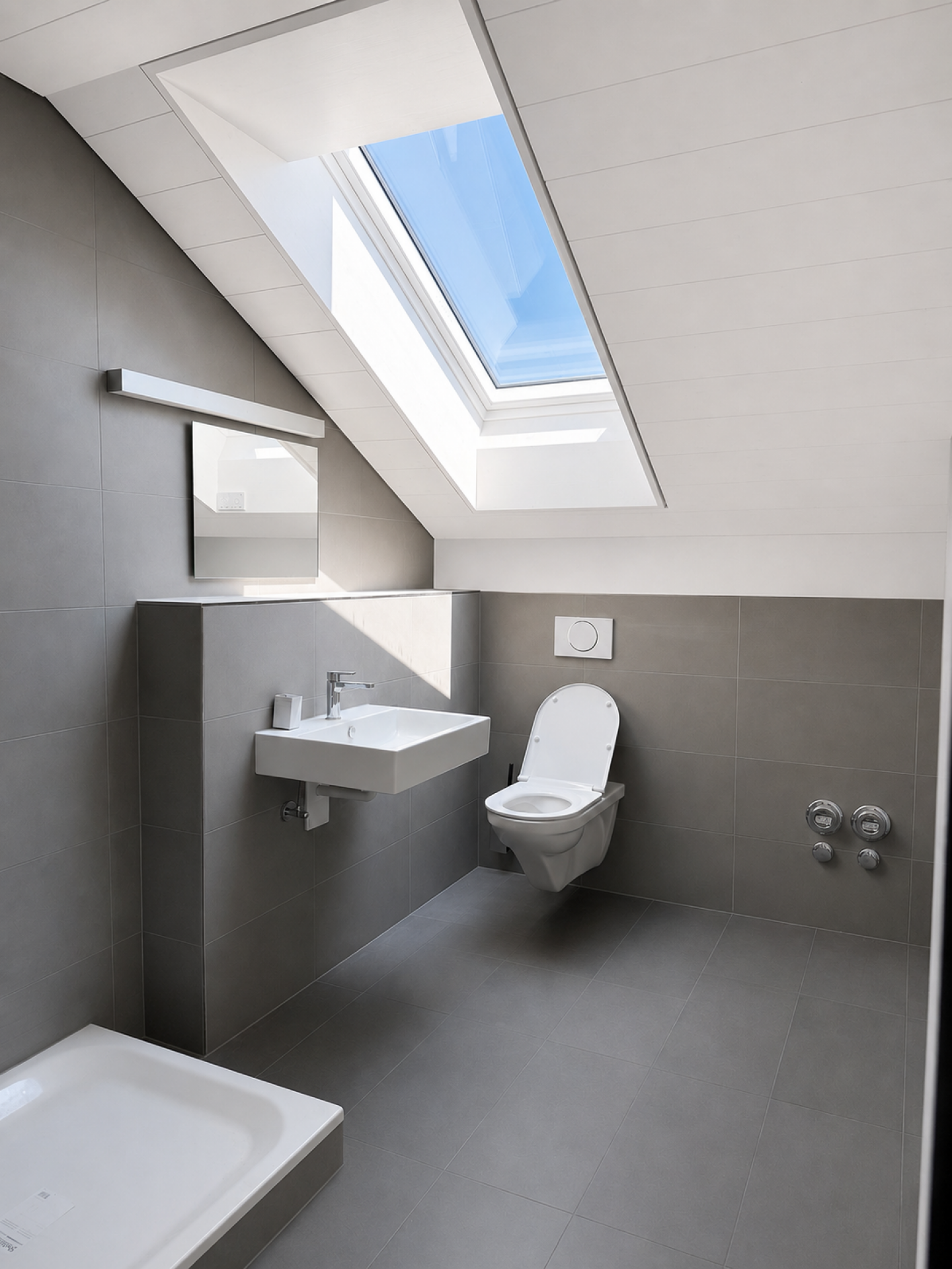 84m² office