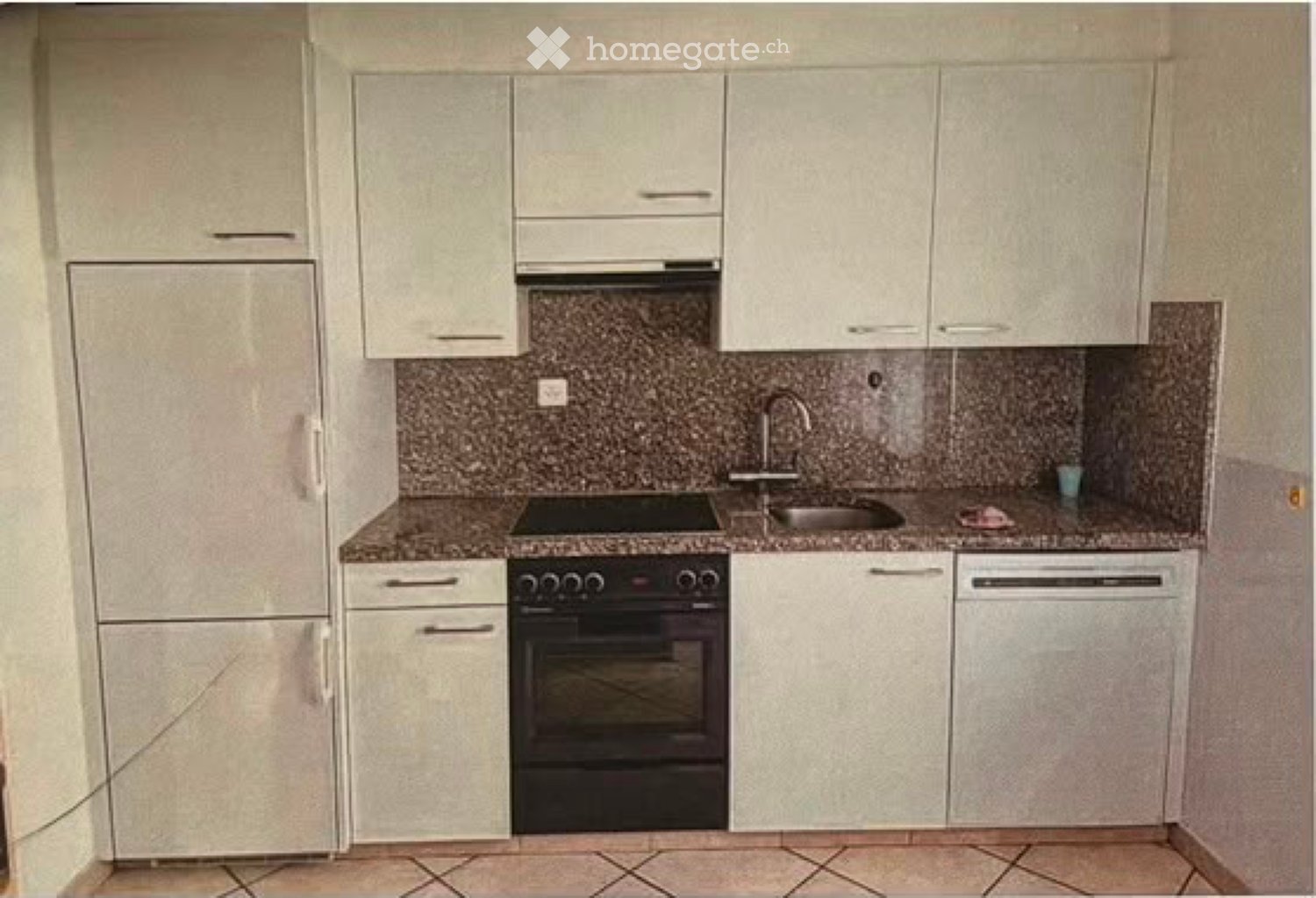 5 rooms apartment