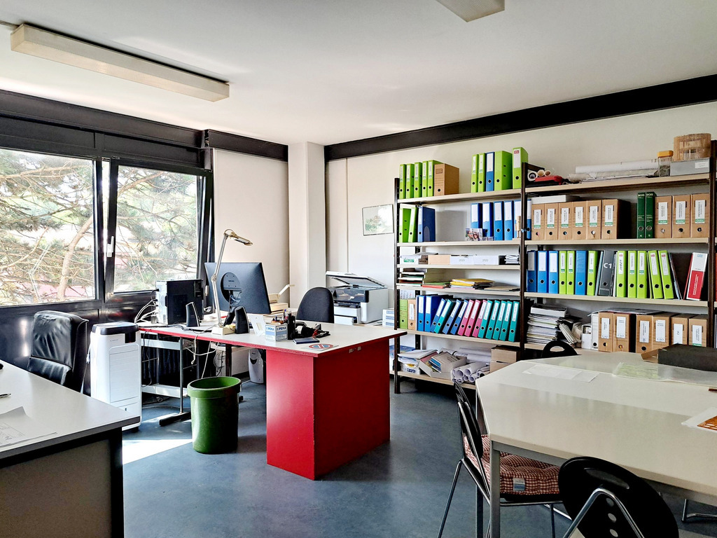 130m² Büro